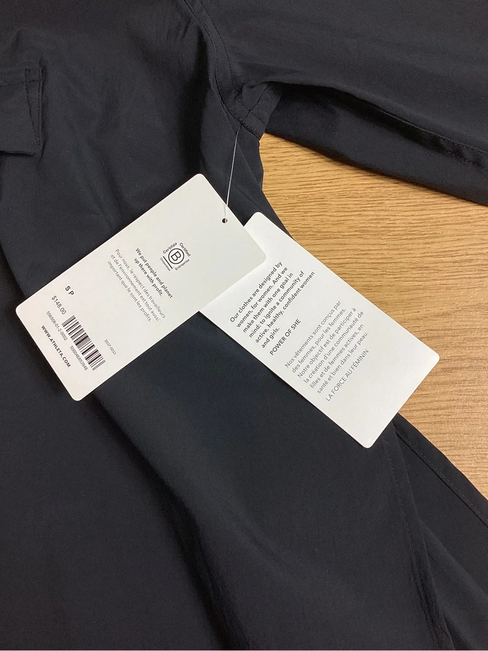 NWT Athleta Sojourn Pleated Back Pullover Top; Size: S/P